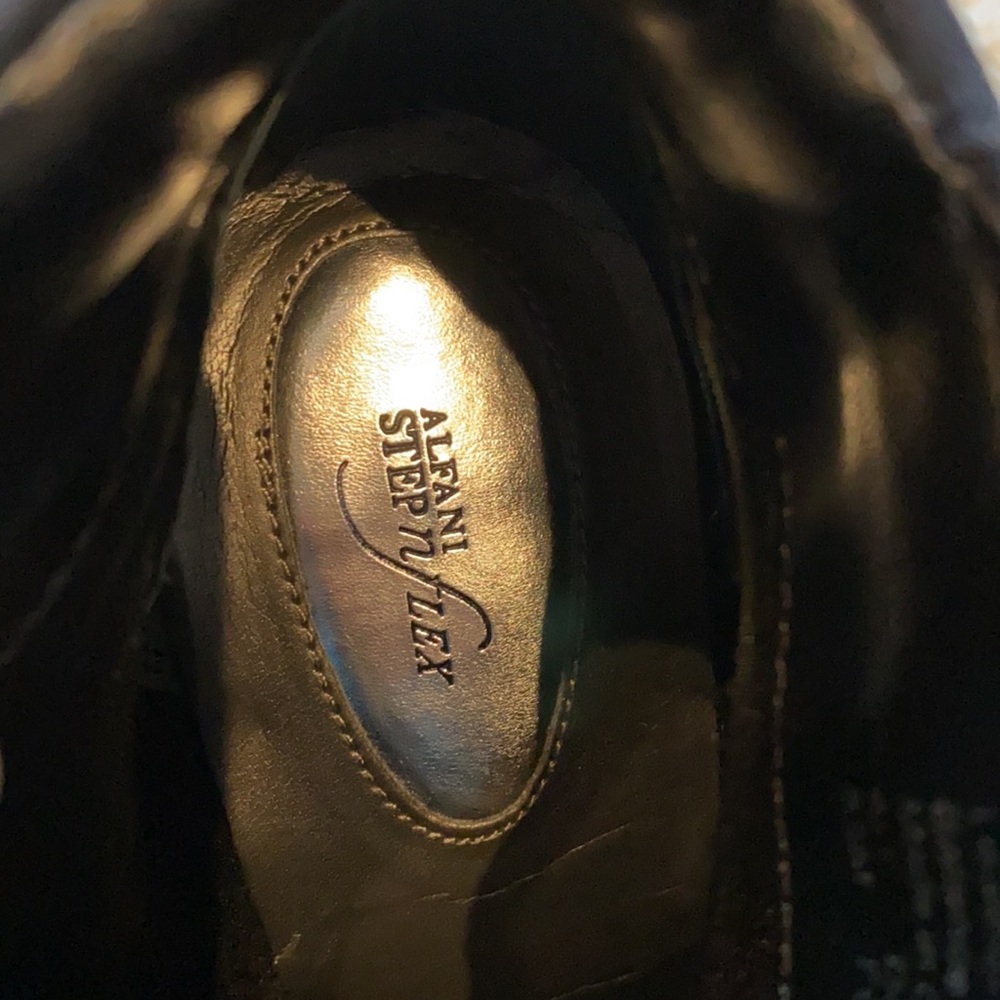 Alfani Navy Booties - Picture 7 of 8